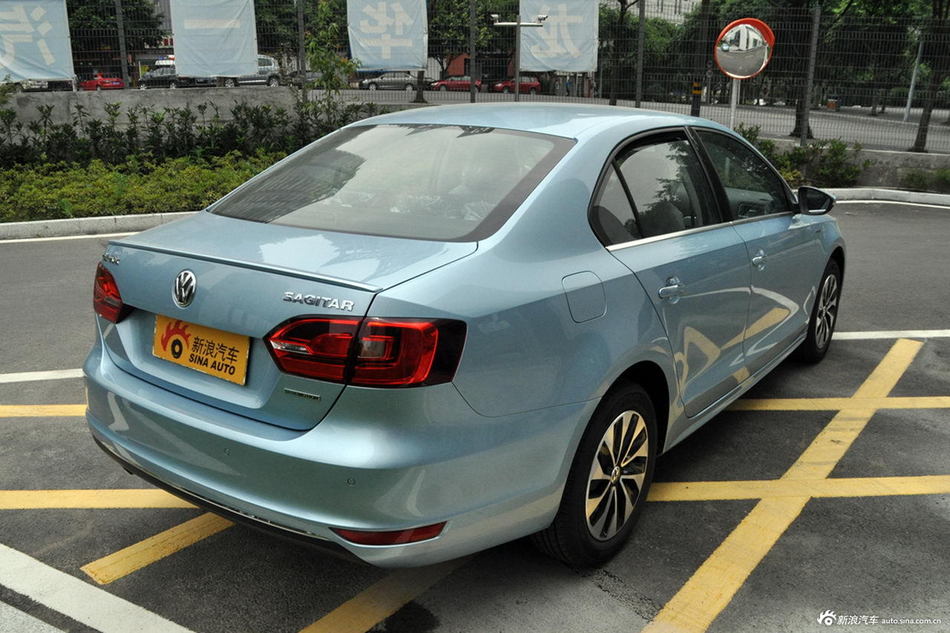 2013款速腾1.4tsi蓝驱版 实拍