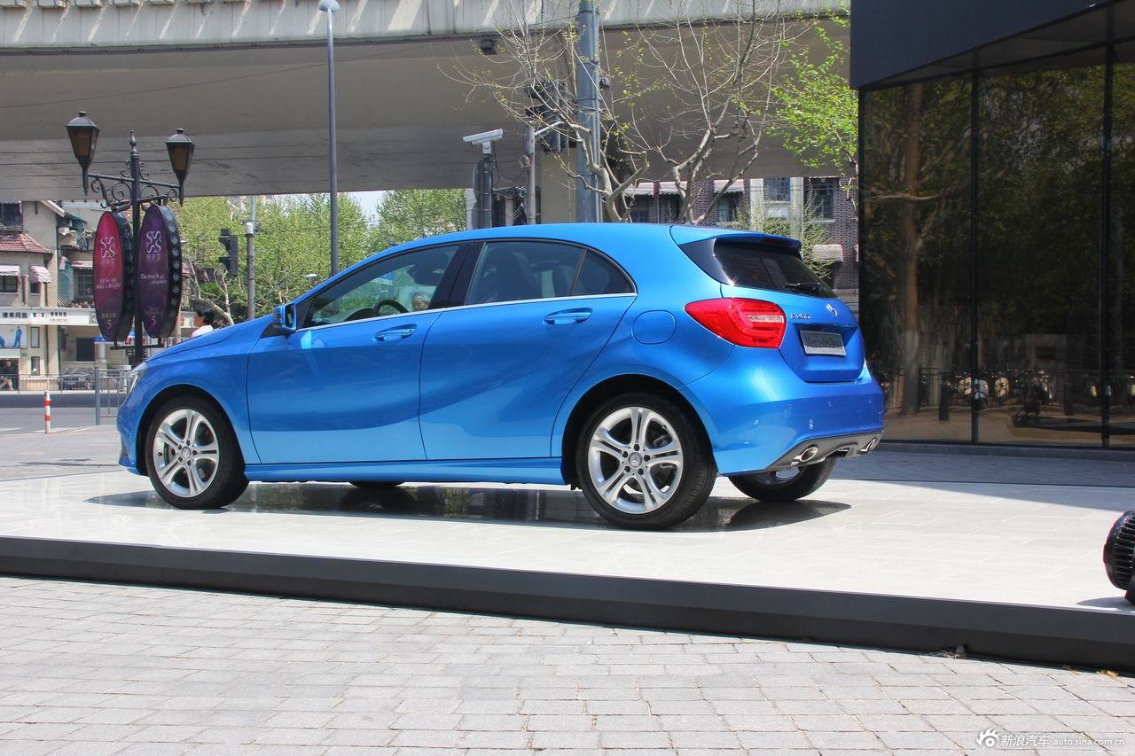 2013款奔驰a200都市版 实拍31/ 81