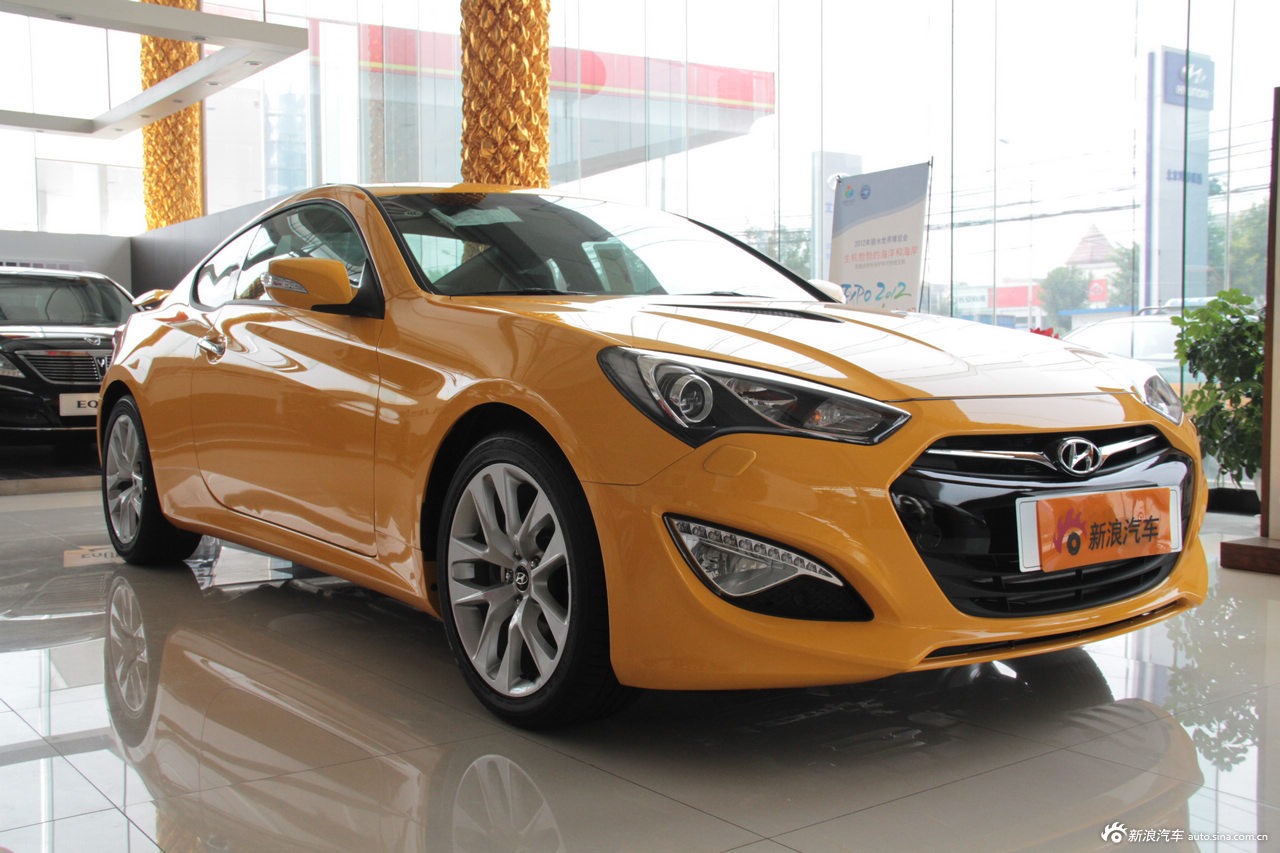 2012款劳恩斯酷派2.0t自动豪华版