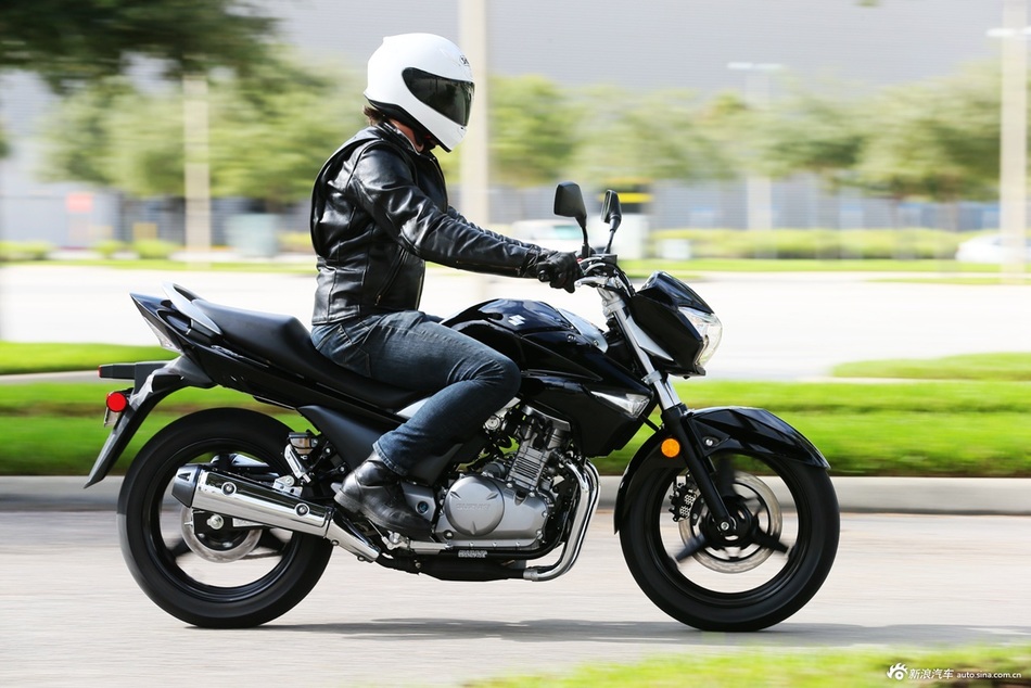 豪爵铃木骊驰gw250组图欣赏
