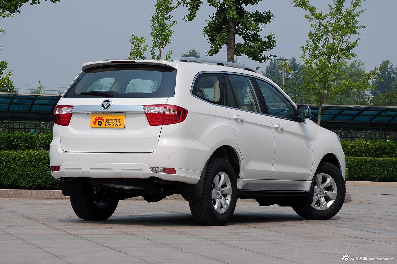 福田首款suv 实拍全新萨瓦纳