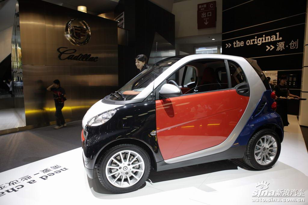 smart双座_smart双座车展图片72383_汽车图库_新浪汽车_新浪网