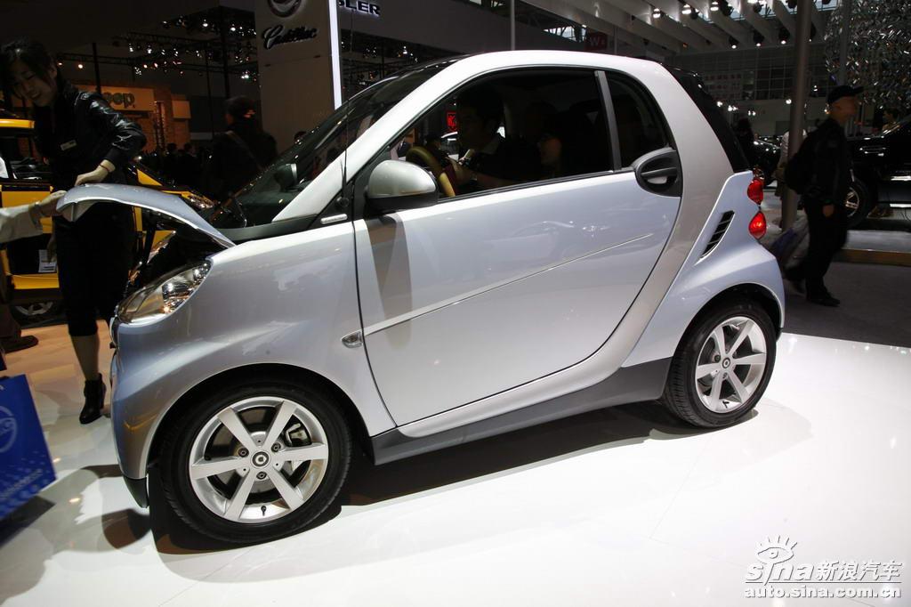smart双座_smart双座车展图片75179_汽车图库_新浪汽车_新浪网