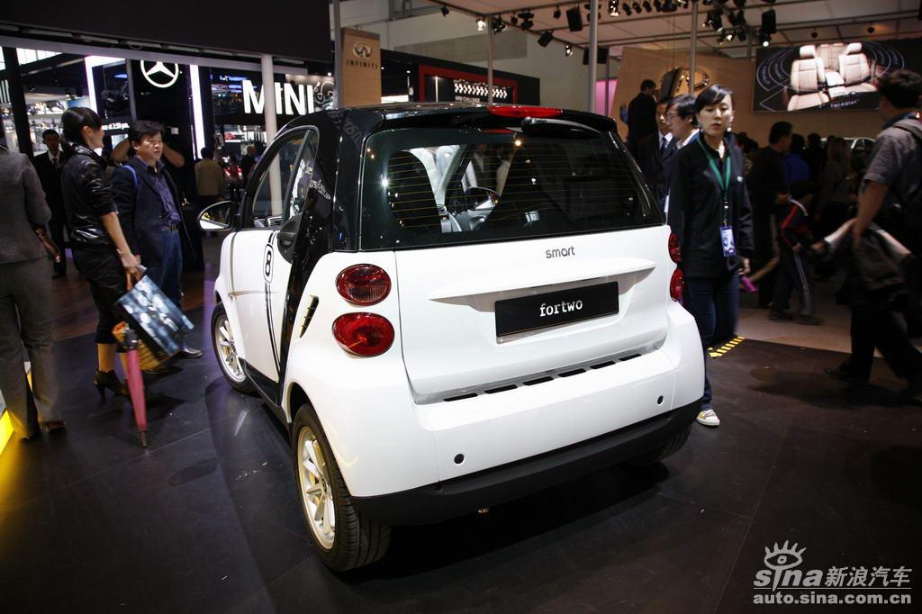 smart双座_smart双座车展图片75226_汽车图库_新浪汽车_新浪网