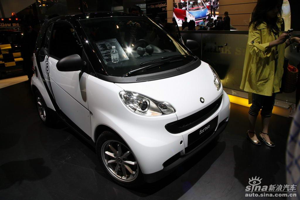 smart双座_smart双座车展图片75236_汽车图库_新浪汽车_新浪网