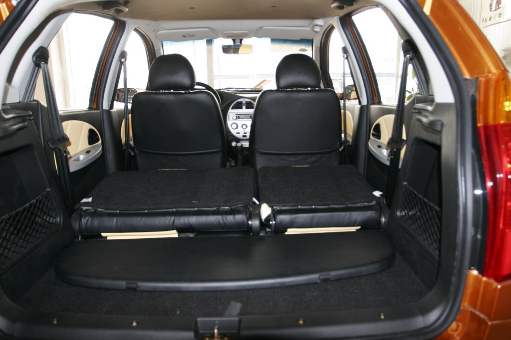 长安汽车奔奔后备厢_奔奔空间图片36594_汽车图库_新浪汽车_新浪网