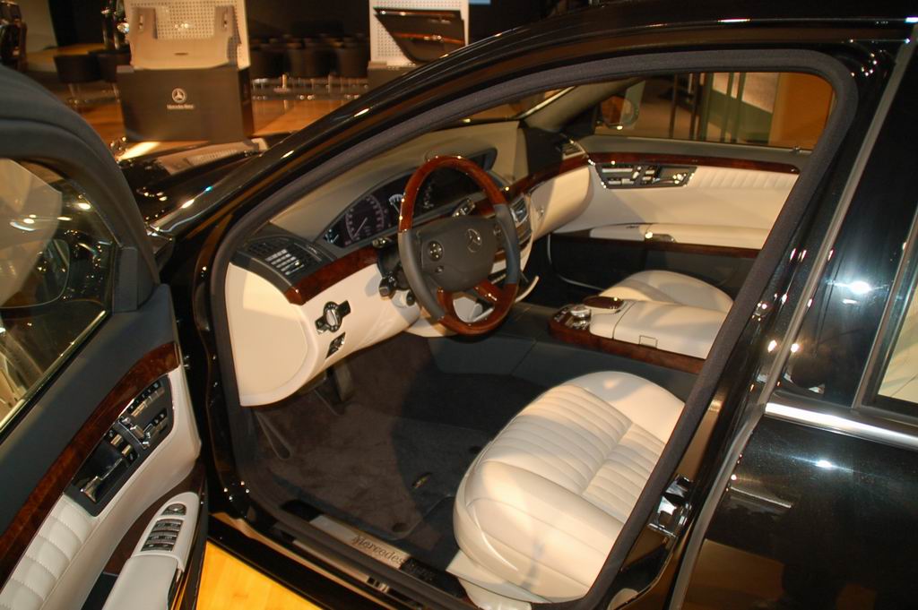 梅赛德斯-奔驰s600