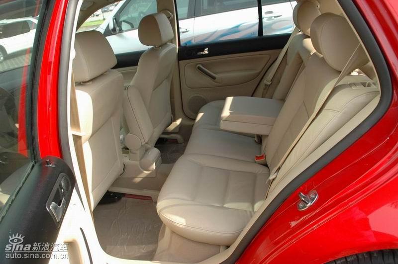 新宝来hs后排座椅_宝来-经典空间图片41619_汽车图库_新浪汽车_新浪网