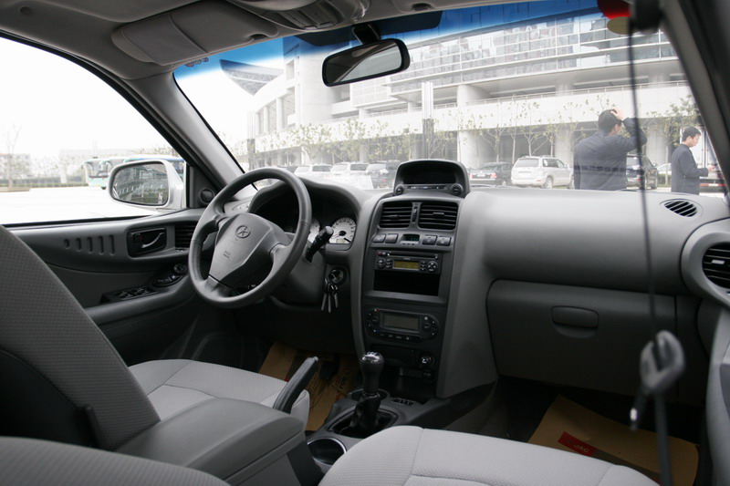 瑞鹰的内饰及空间_瑞鹰内饰图片38598_汽车图库_新浪汽车_新浪网