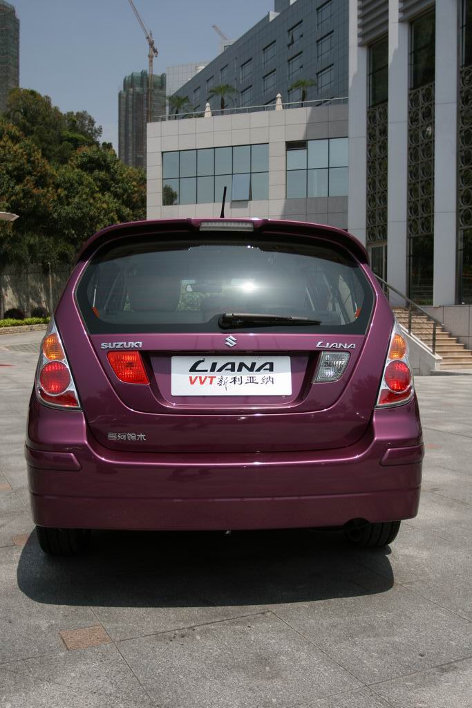 两厢新利亚纳外观图片_利亚纳图片51931_汽车图库_新浪汽车_新浪网