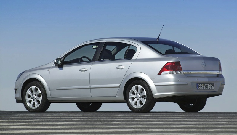 欧宝雅特三厢_雅特外观图片14572_汽车图库_新浪汽车_新浪网