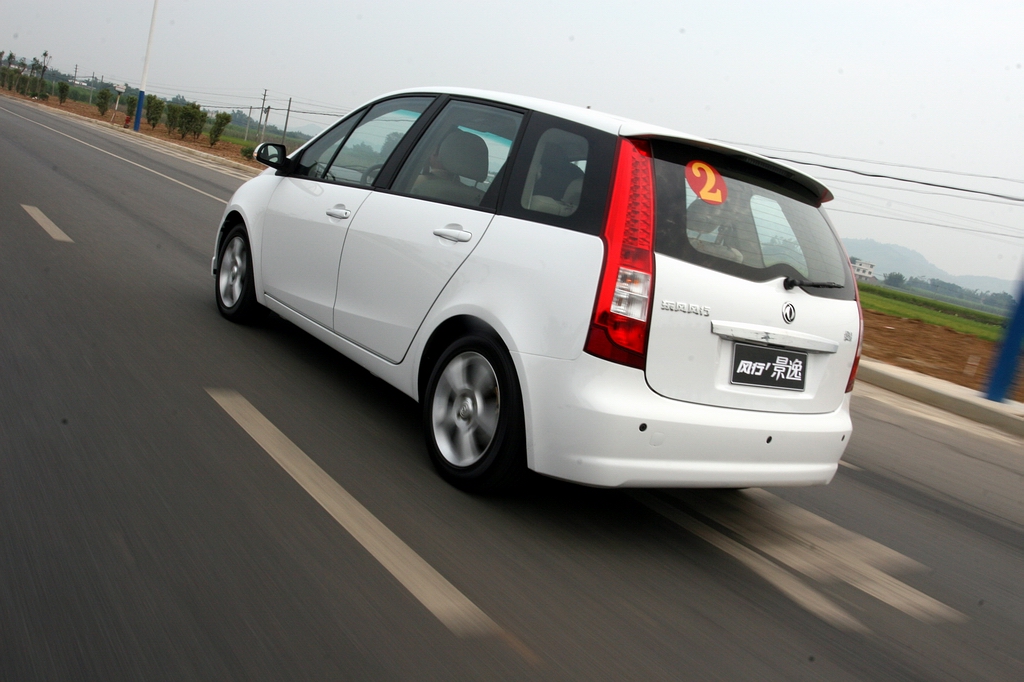 图为景逸外观图片.