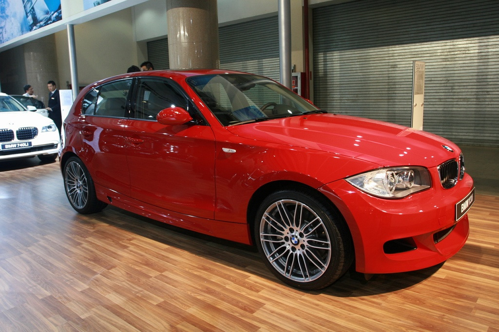 宝马bmw 130i_宝马1系外观图片185224_汽车图库_新浪汽车_新浪网