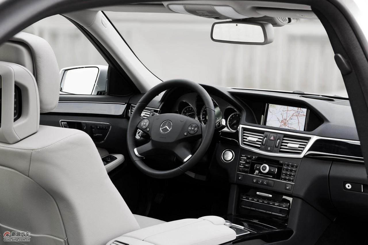 国产奔驰e300l内饰
