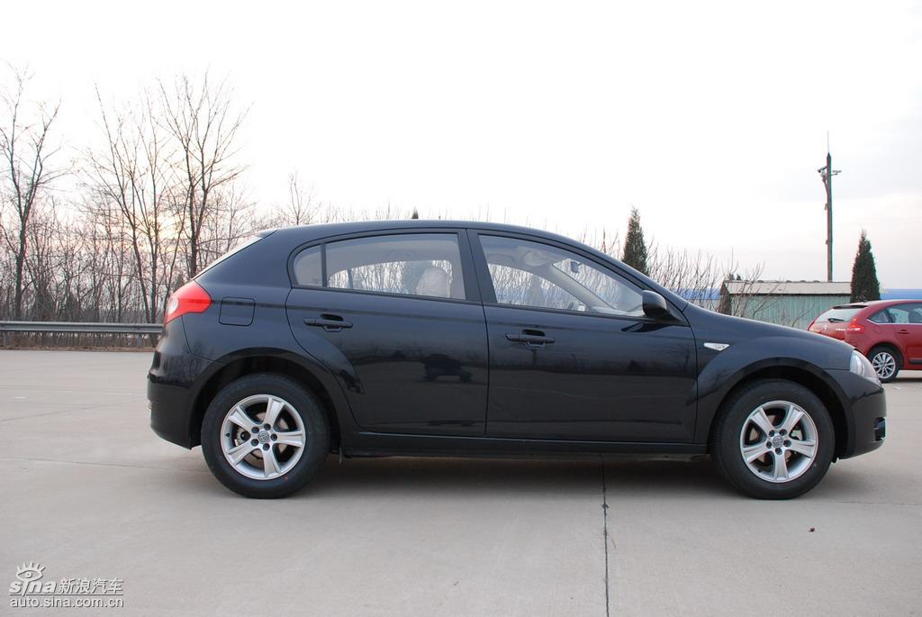 骏捷frv外观实拍图