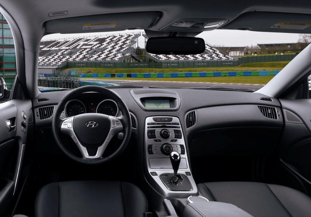 rohens-coupe(劳恩斯-酷派)内饰图