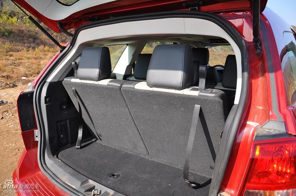 道奇酷威试车实拍图_酷威空间图片207659_汽车图库_新浪汽车_新浪网