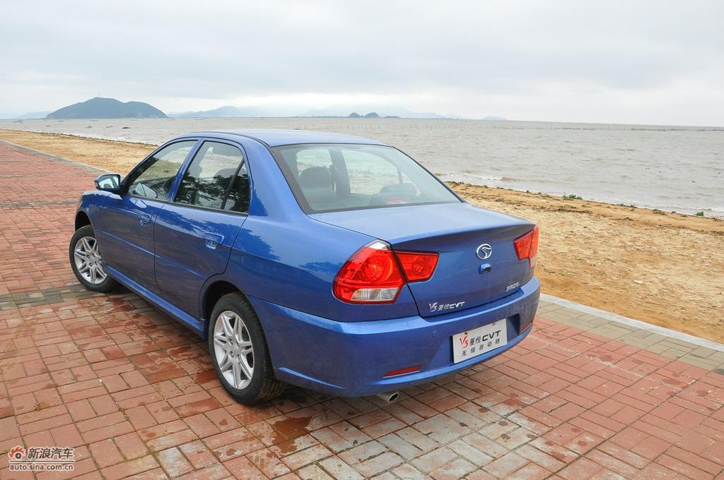 东南v3菱悦cvt版实拍图