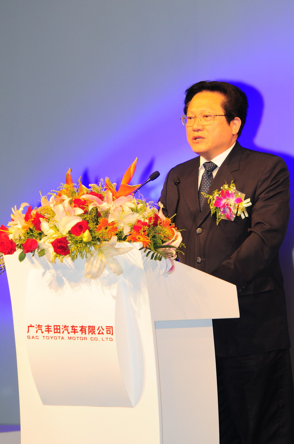 广州市委副书记 市长张广宁