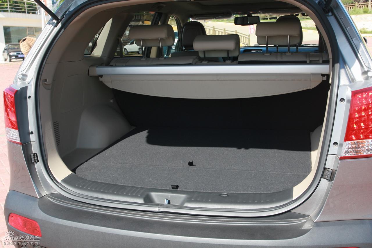 起亚全新索兰托_索兰托空间图片191662_汽车图库_新浪汽车_新浪网