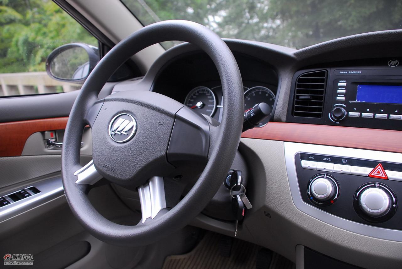 力帆620贺岁版内饰_力帆620内饰图片227106_汽车图库_新浪汽车_新浪网