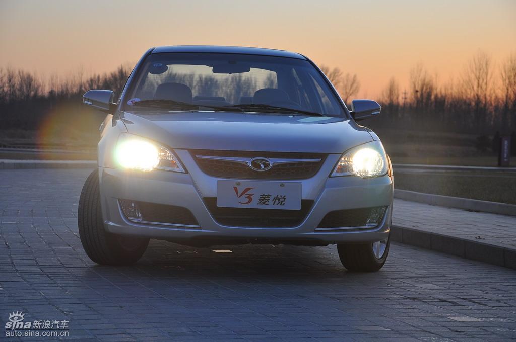 东南v3菱悦试车组图_v3菱悦图片102669_汽车图库_新浪汽车_新浪网