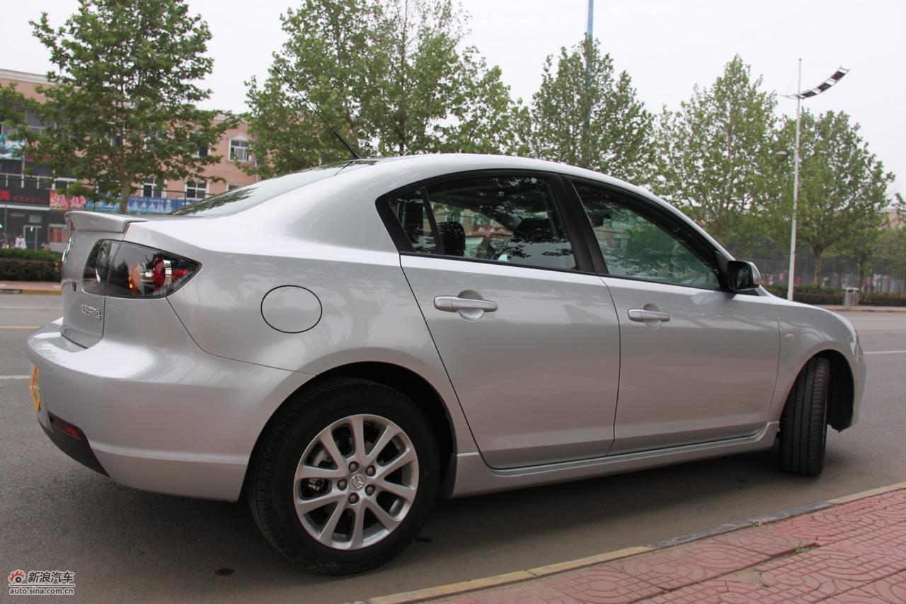 马自达3经典款外观