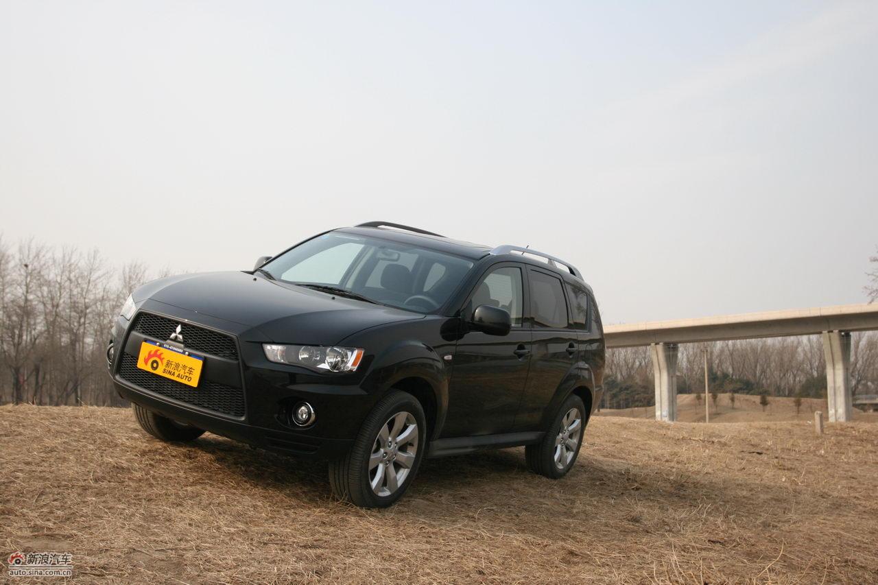 三菱欧蓝德ex劲界2.0运动版外观及细节