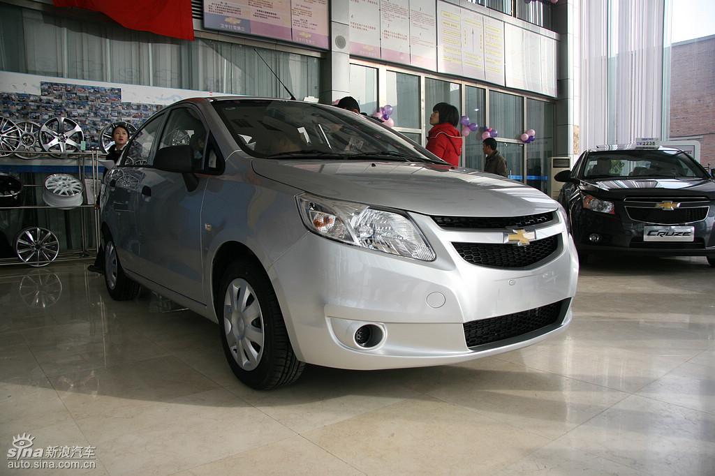 雪佛兰新赛欧到店实拍图