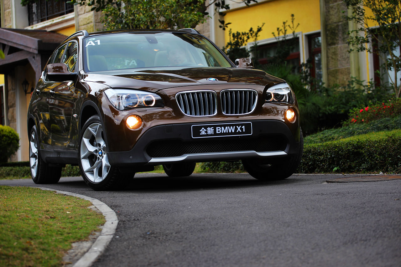 宝马x1 xdrive28i外观图片_宝马x1-进口外观图片224481_汽车图库_新浪