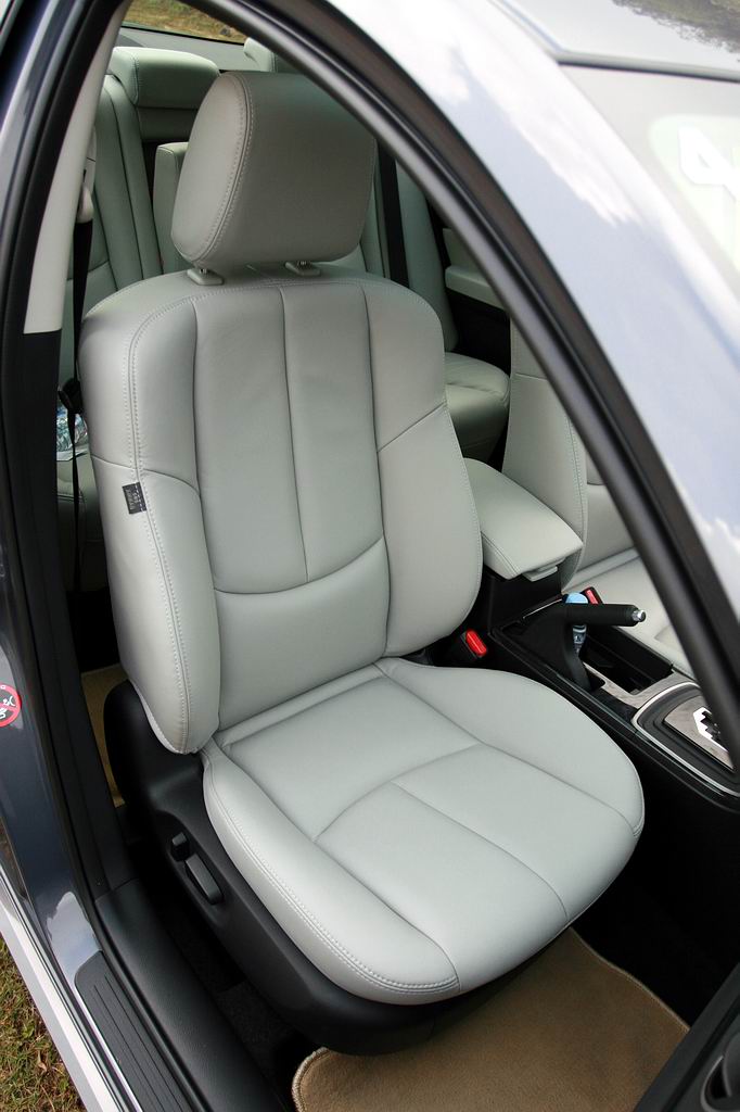 图为mazda6"睿翼"内饰图片.