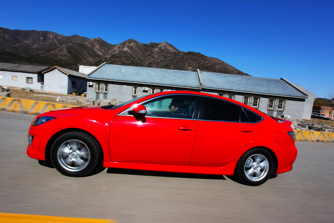 睿翼轿跑外观图片_睿翼图片233801_汽车图库_新浪汽车_新浪网