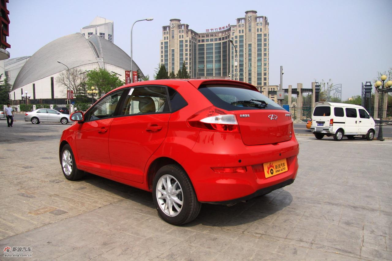奇瑞风云2两厢外观实拍图