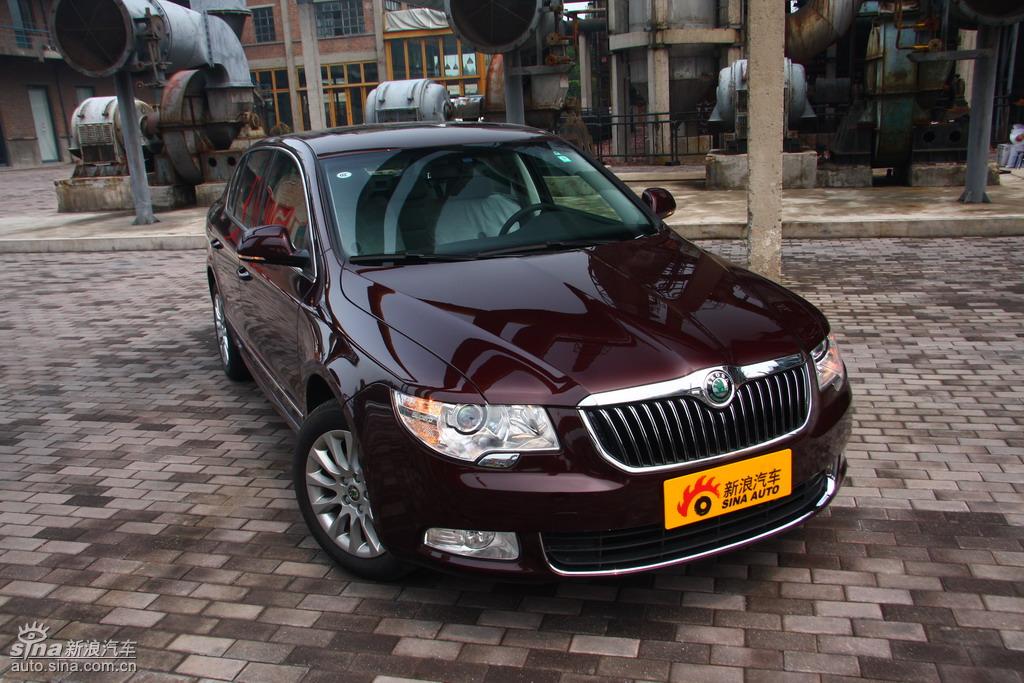 斯柯达superb昊锐实拍图外观