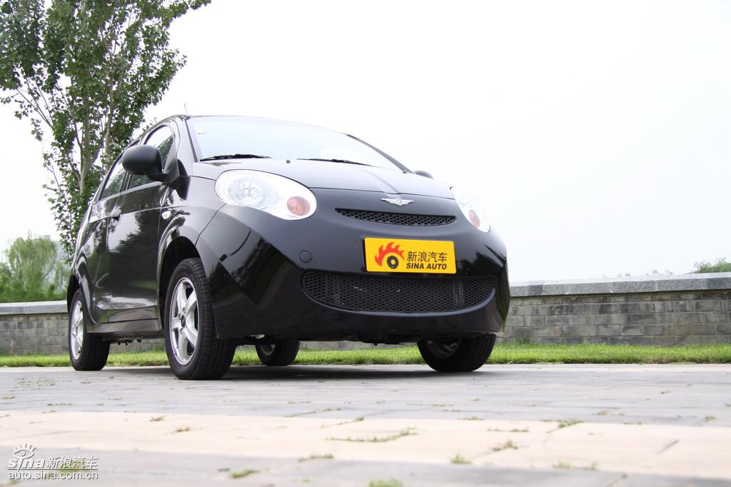 新浪汽车试驾瑞麒m1外观实拍图