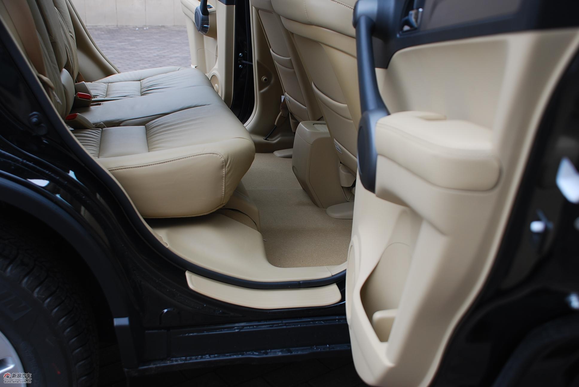 新浪试驾2010款crv图集-内饰