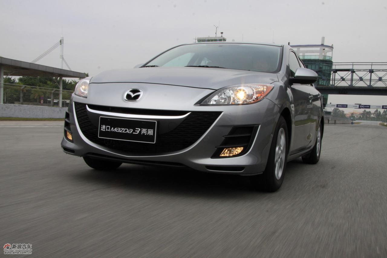 全新进口mazda3两厢动态实拍_马自达3-进口试车图片220111_汽车图库