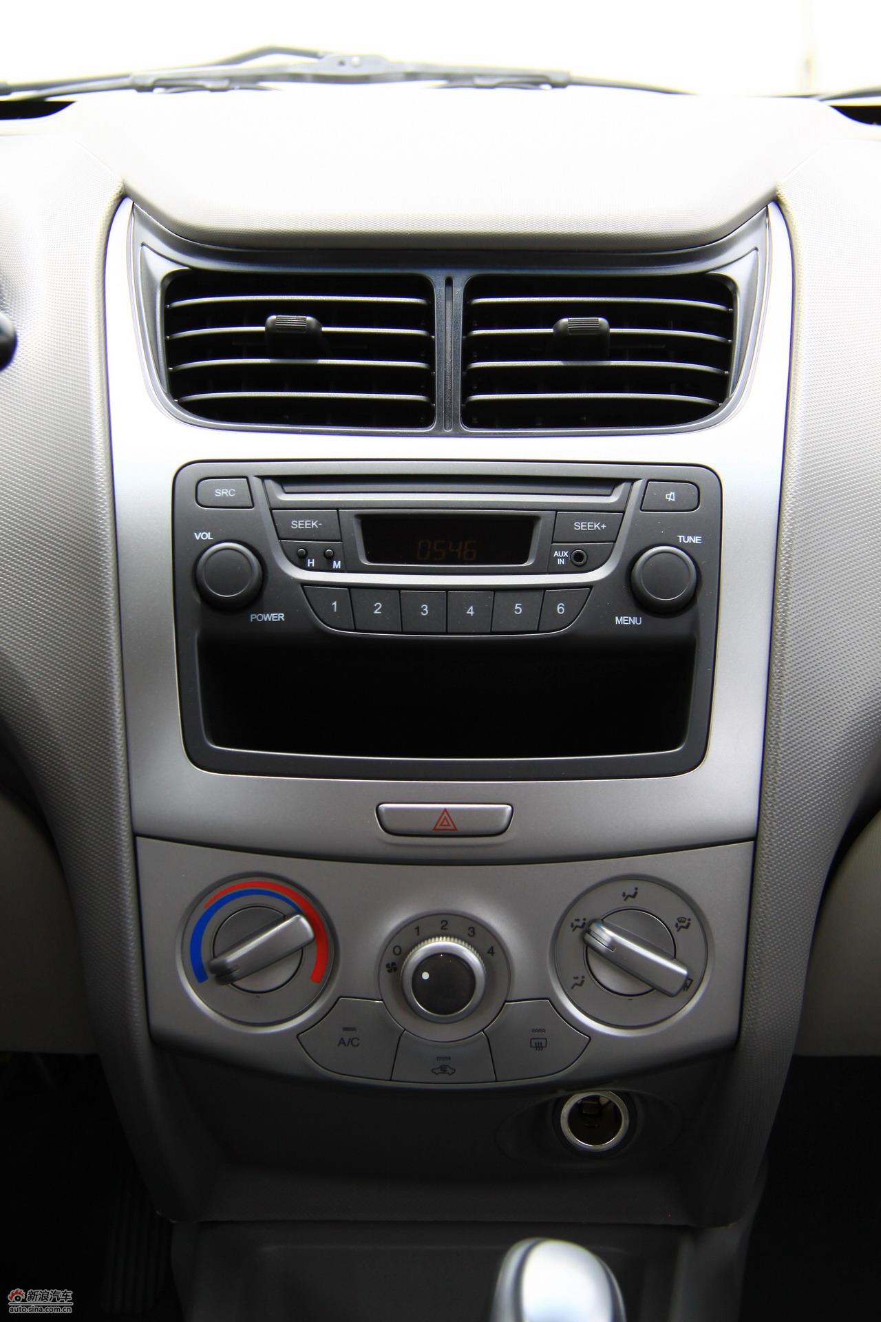 雪佛兰新赛欧两厢内饰实拍图