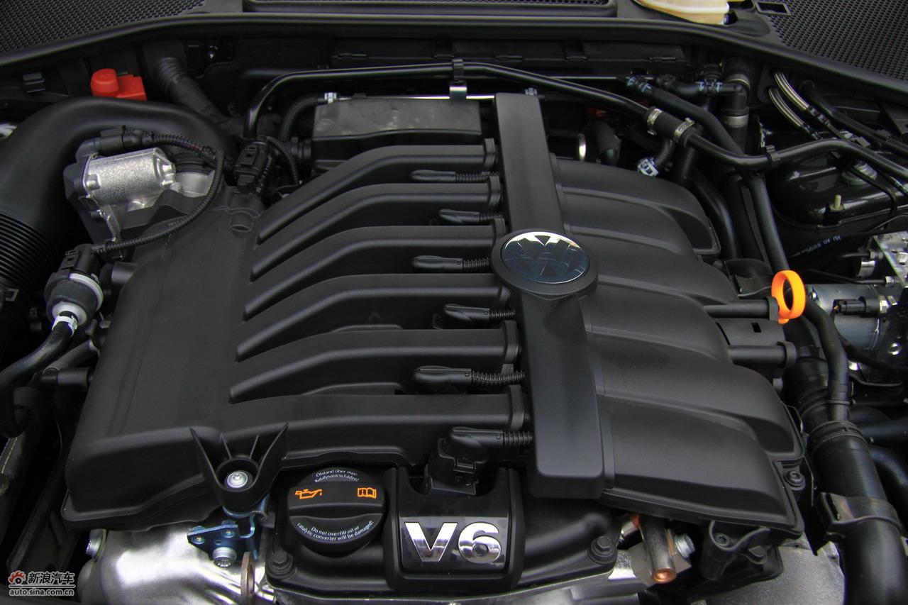 大众新辉腾发动机实拍图