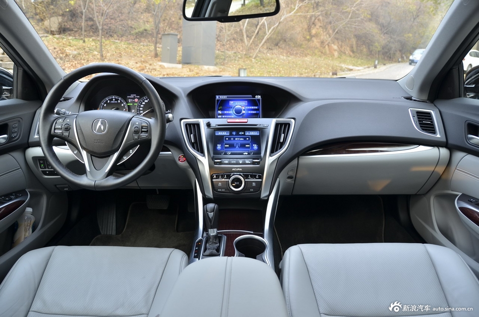 2015款讴歌TLX 2.4L豪华版