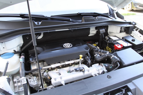 2014款中华V5 1.5T自动两驱豪华型