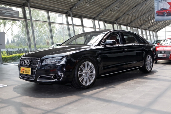 2013款奥迪A8L W12 6.3FSI quattro旗舰型