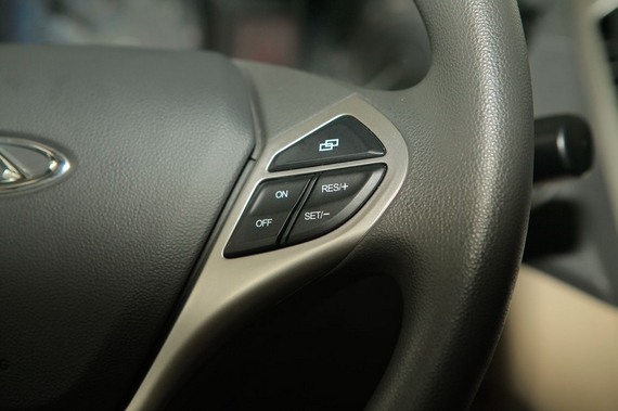 2013款艾瑞泽7 1.6CVT致尚版