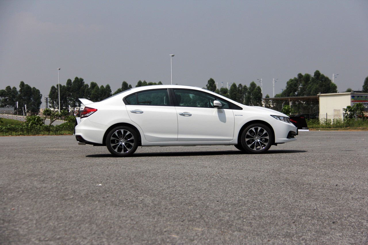2014款思域2.4l手动si