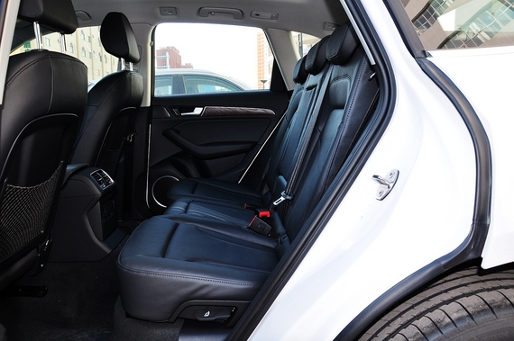 2015款 奥迪Q5 40TFSI 舒适型