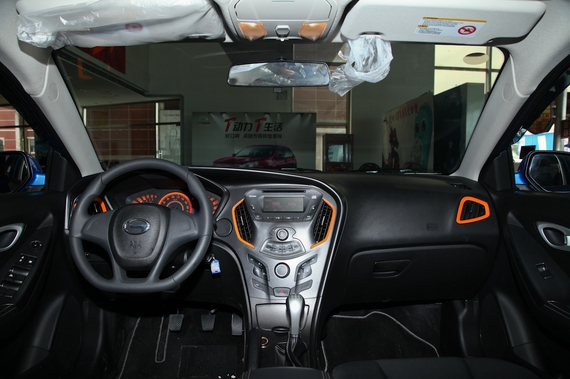 2013款传祺GA3 1.6L手动豪华版