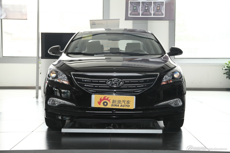 2013款名图2.0 top自动旗舰型