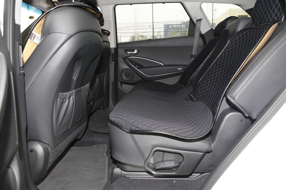 2013款格锐3.3L 7座旗舰型