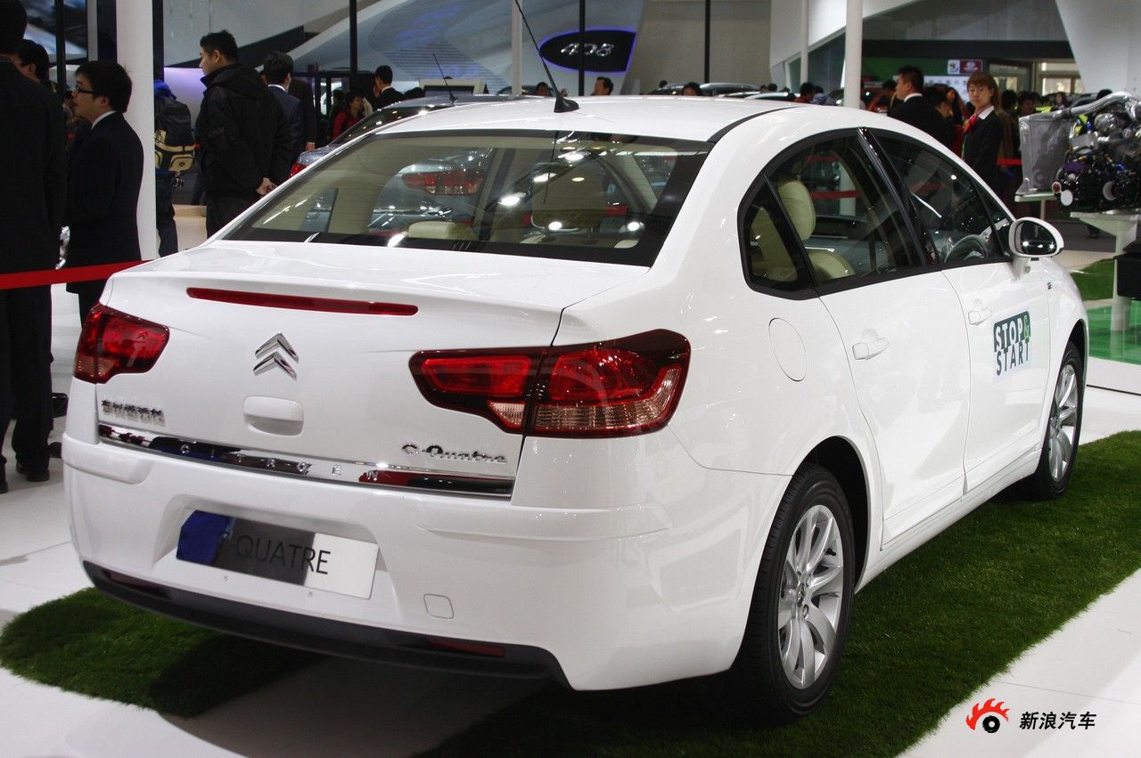 东风雪铁龙世嘉三厢_世嘉车展图片248671_汽车图库_新浪汽车_新浪网