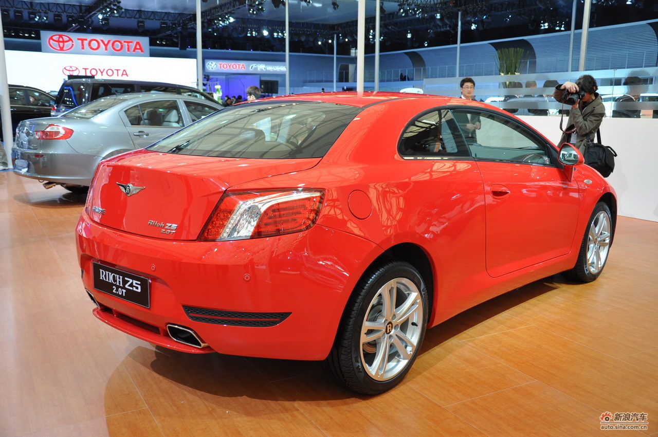 2011款瑞麒z5_瑞麒z5车展图片5210239_汽车图库_新浪汽车_新浪网